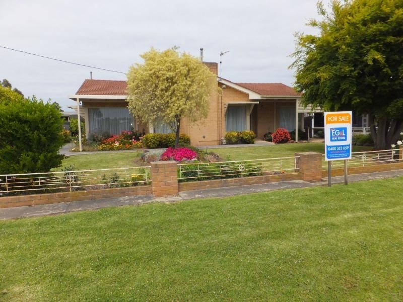63 Williams Parade, Bairnsdale VIC 3875