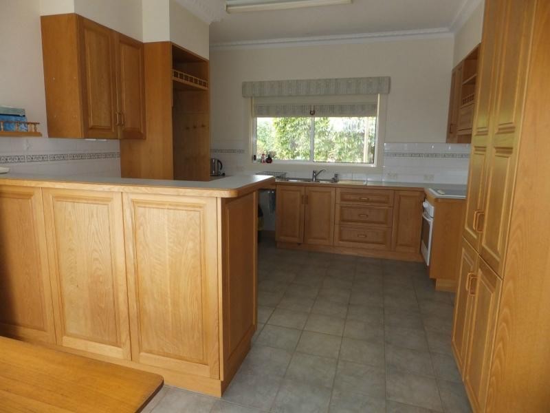 63 Williams Parade, Bairnsdale VIC 3875