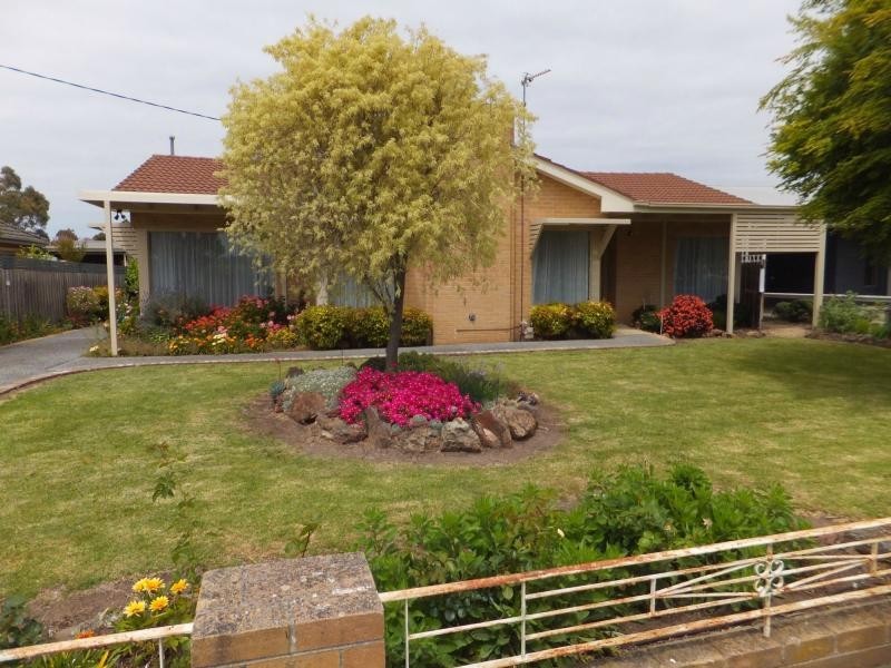 63 Williams Parade, Bairnsdale VIC 3875