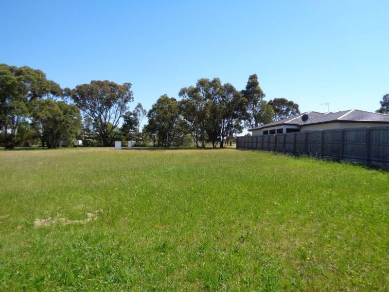 33 Paynesville Road, Paynesville VIC 3880