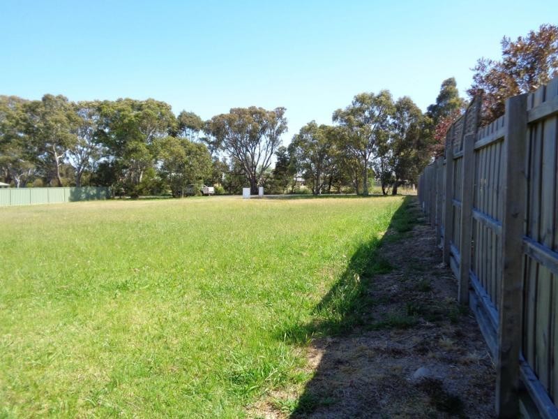 33 Paynesville Road, Paynesville VIC 3880