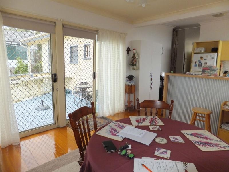 8 Robin Street, Lakes Entrance VIC 3909