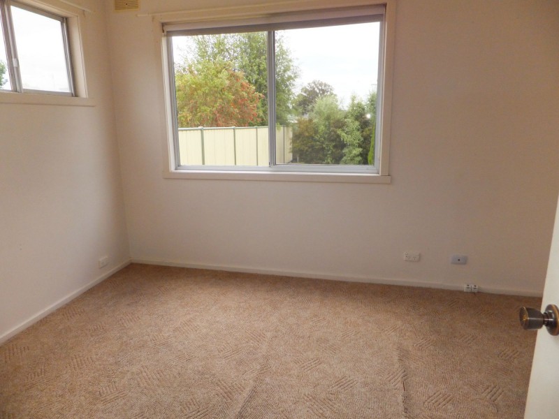 11 Cooma Street, Bairnsdale VIC 3875