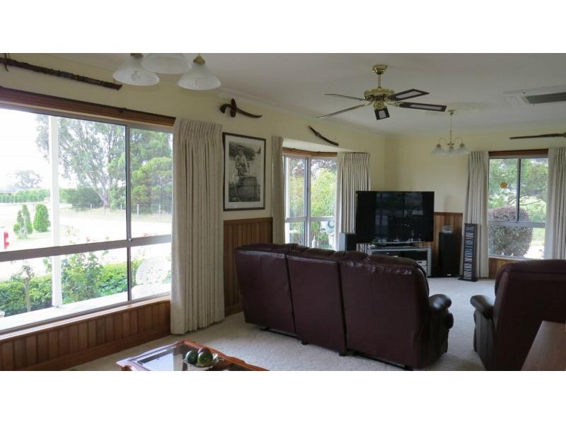 45 Simpsons Drive, Newlands Arm VIC 3875