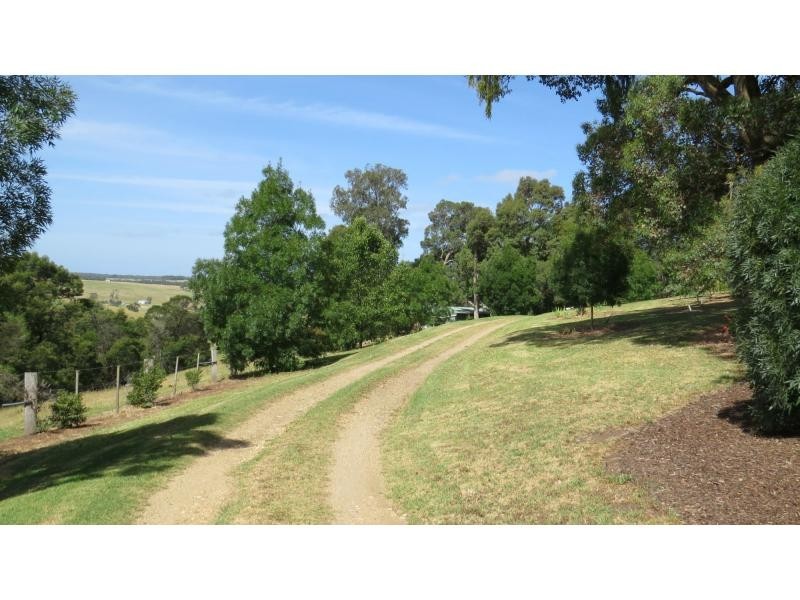 43 Johnsons Road, Bumberrah VIC 3902
