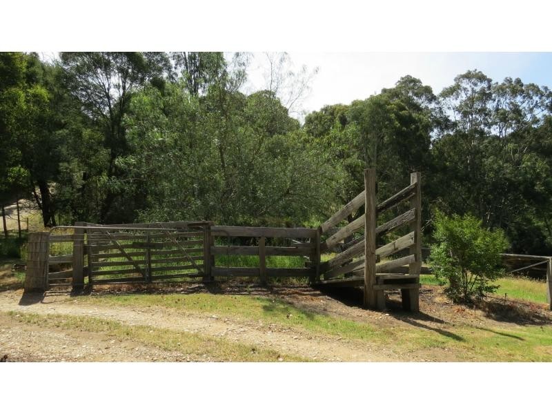 43 Johnsons Road, Bumberrah VIC 3902