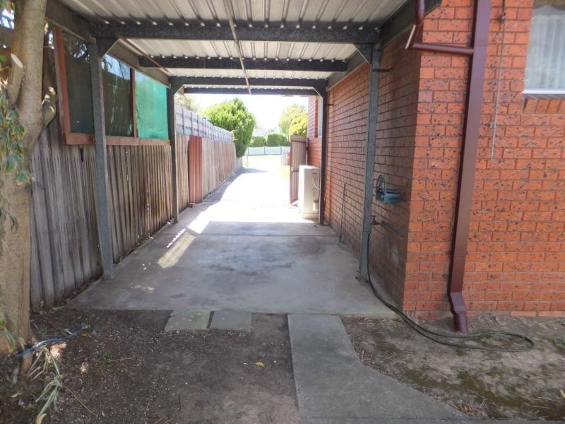 2/70 Ballantine Street, Bairnsdale VIC 3875