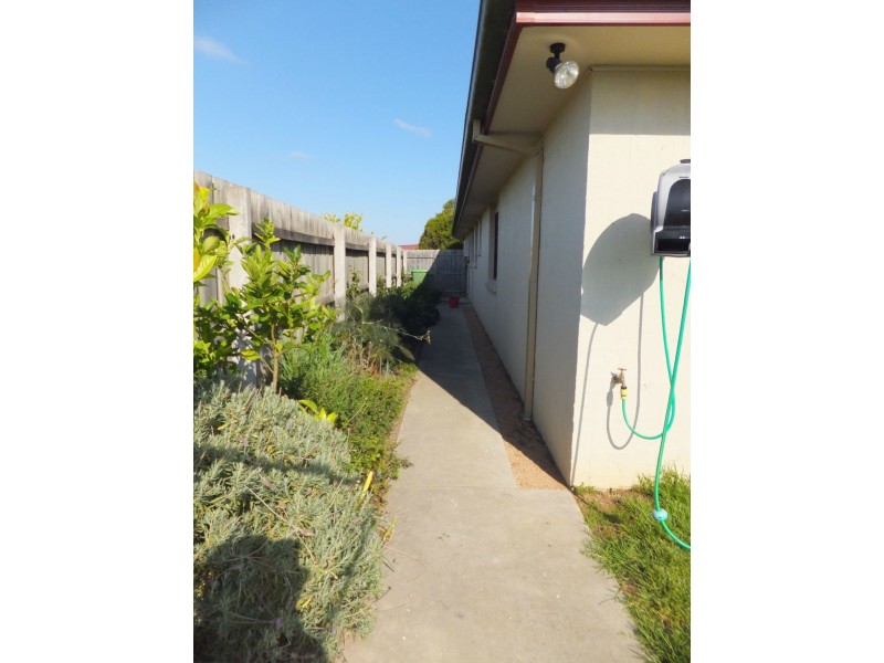 7 Federation Court, Bairnsdale VIC 3875