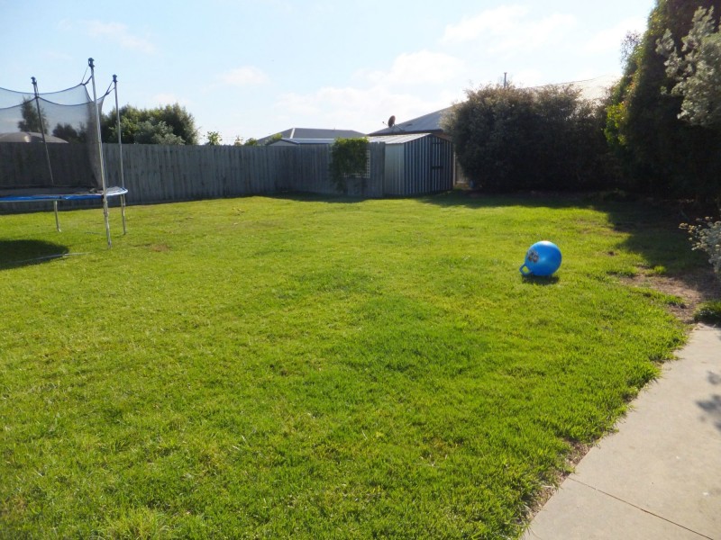 7 Federation Court, Bairnsdale VIC 3875