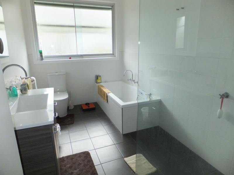 13 Pinnock Street, Bairnsdale VIC 3875