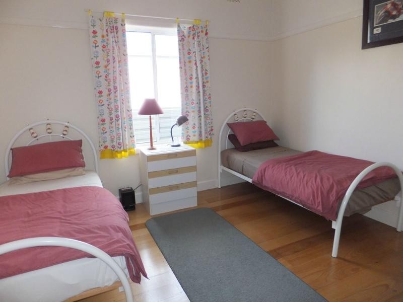 13 Pinnock Street, Bairnsdale VIC 3875