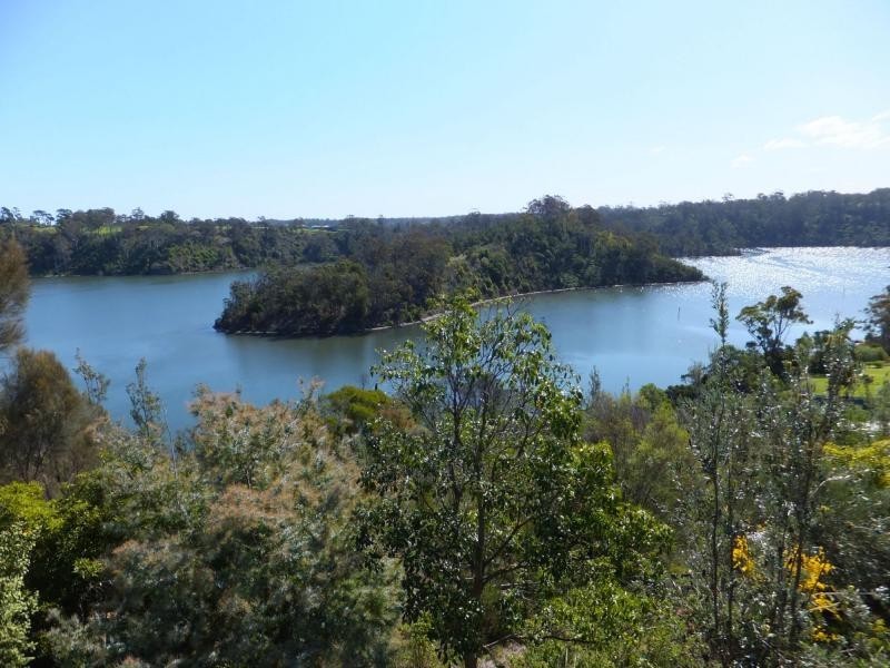 20 The Balcony St, Lakes Entrance VIC 3909