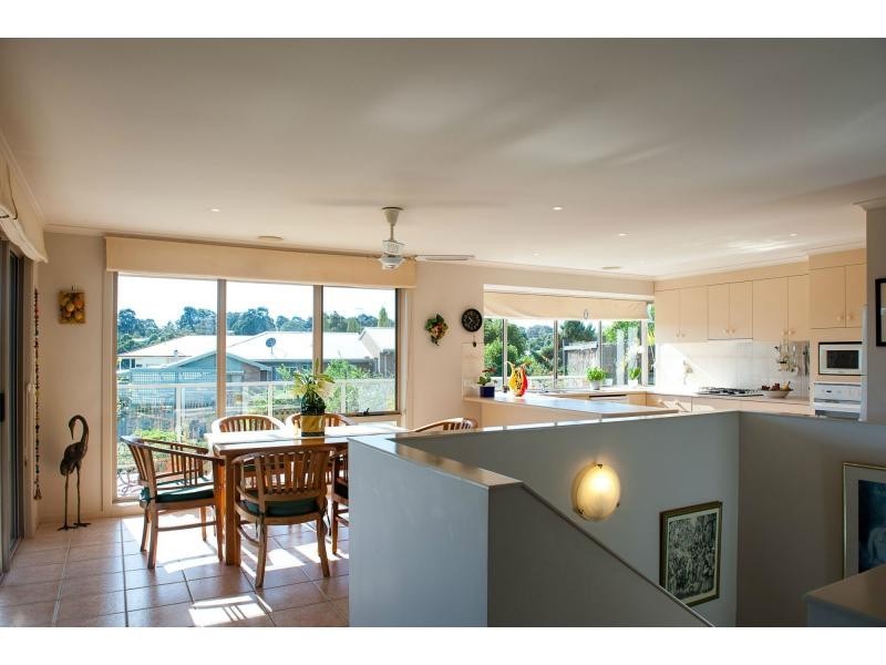 20 The Balcony St, Lakes Entrance VIC 3909