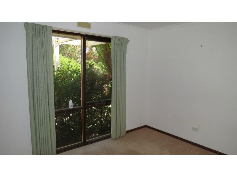 18 Fullarton Drive, Paynesville VIC 3880