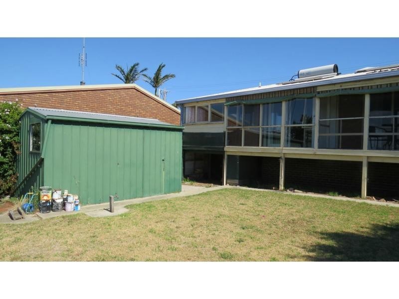 18 Fullarton Drive, Paynesville VIC 3880