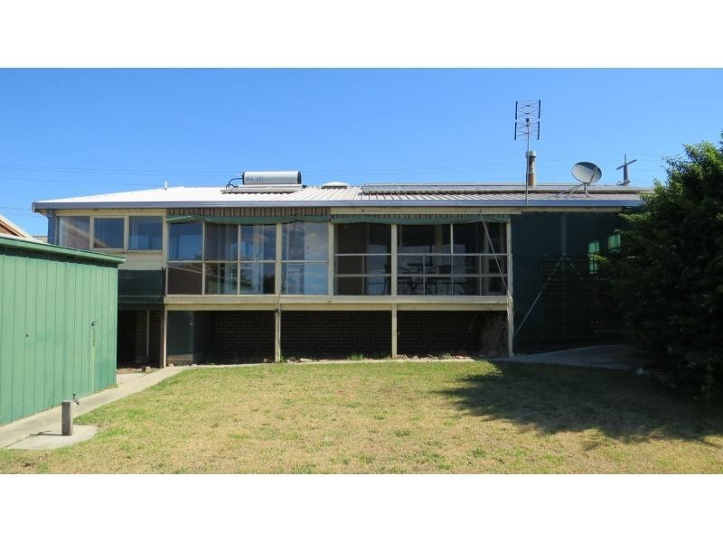 18 Fullarton Drive, Paynesville VIC 3880