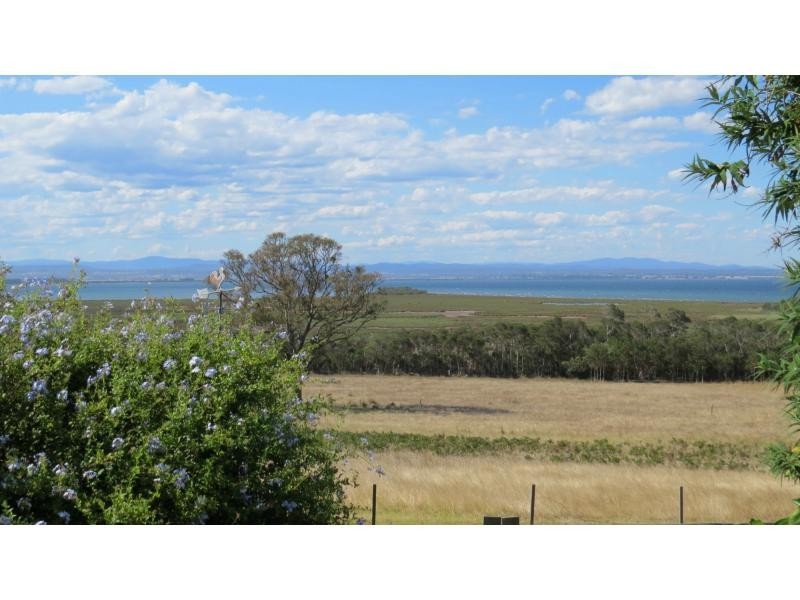 18 Fullarton Drive, Paynesville VIC 3880