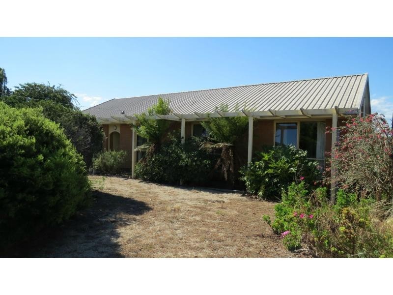 18 Fullarton Drive, Paynesville VIC 3880