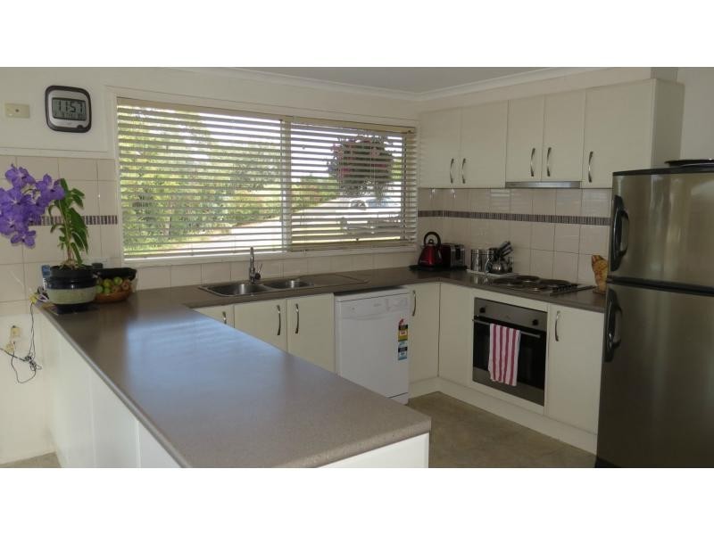 11 Lake Grove, Metung VIC 3904