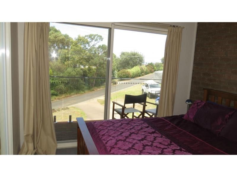 11 Lake Grove, Metung VIC 3904