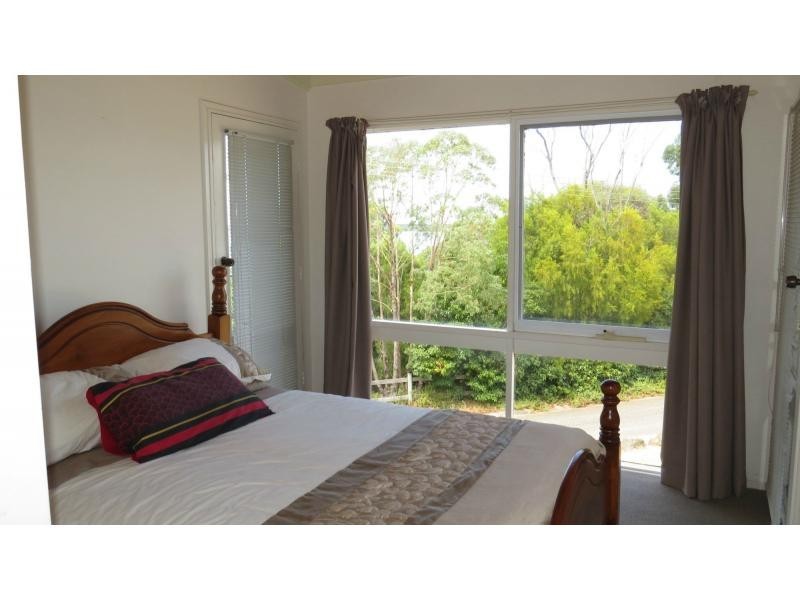 11 Lake Grove, Metung VIC 3904