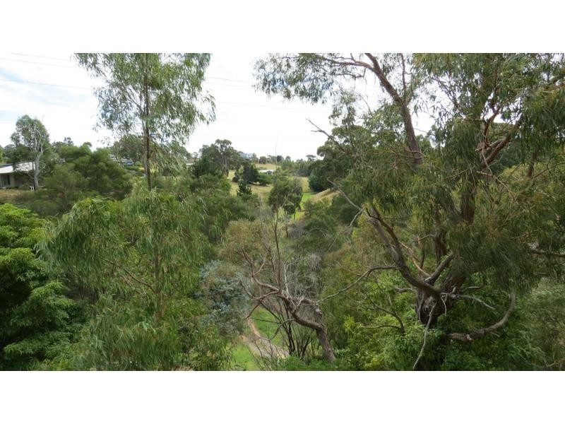 11 Lake Grove, Metung VIC 3904