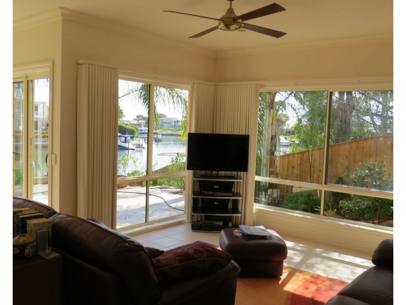 69 Wellington Street, Paynesville VIC 3880