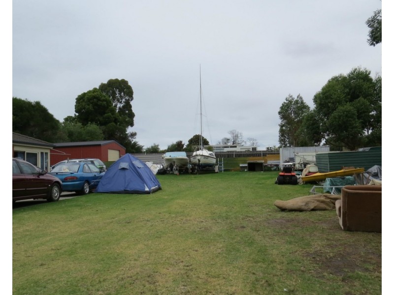 16 Acrux Drive, Newlands Arm VIC 3875