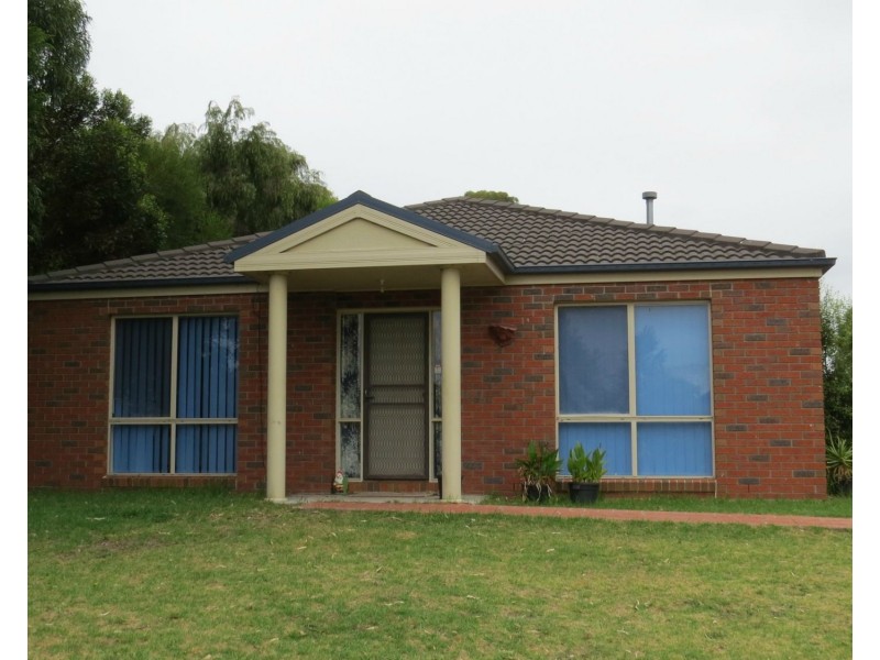 16 Acrux Drive, Newlands Arm VIC 3875