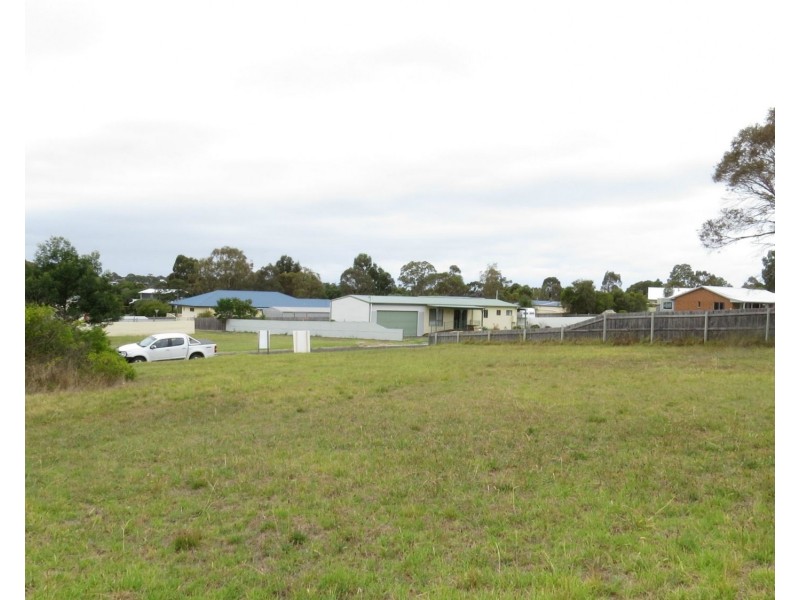 18 Village Fair Drive, Newlands Arm VIC 3875