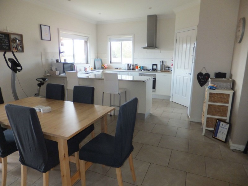 19B Callistemon Court, Bairnsdale VIC 3875