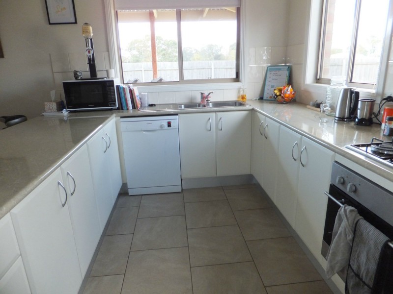 19B Callistemon Court, Bairnsdale VIC 3875