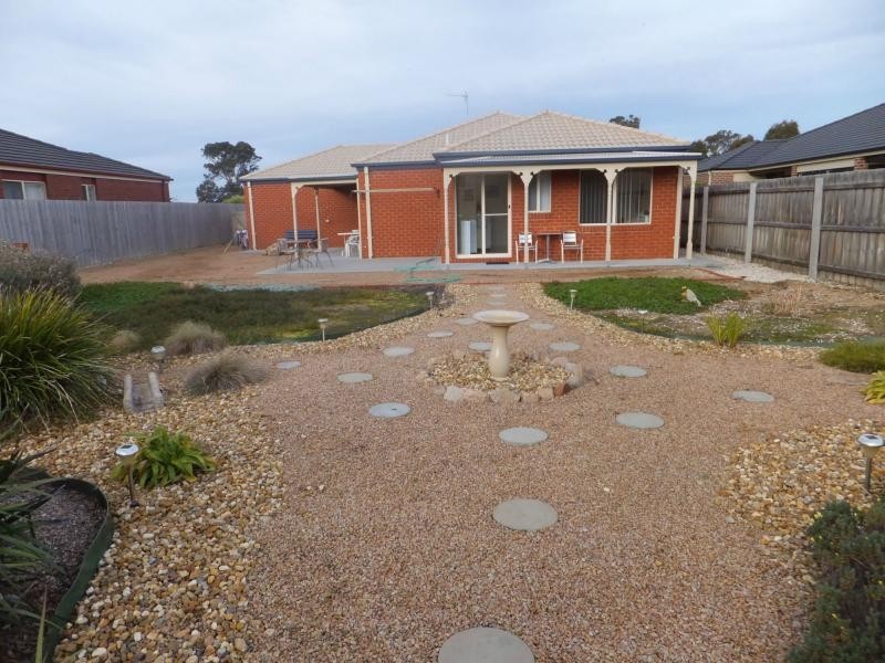 4A Balmoral Crescent, Bairnsdale VIC 3875