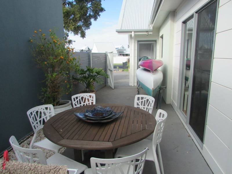 18 Heaths View, Paynesville VIC 3880