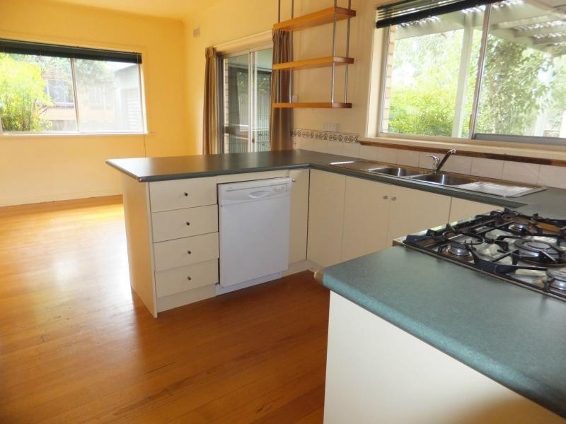 31 McKean Street, Bairnsdale VIC 3875