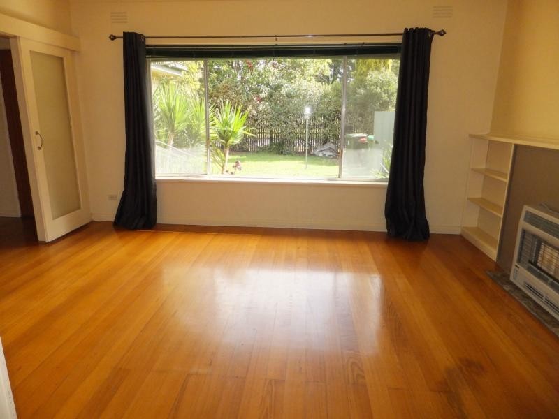 31 McKean Street, Bairnsdale VIC 3875