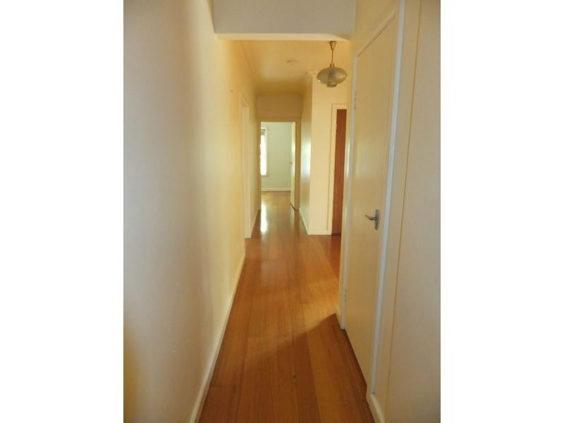 31 McKean Street, Bairnsdale VIC 3875