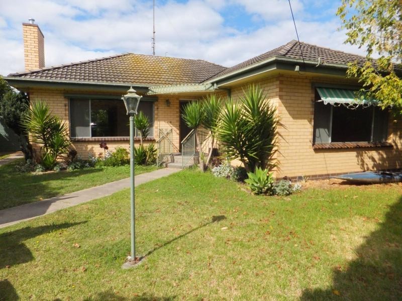 31 McKean Street, Bairnsdale VIC 3875