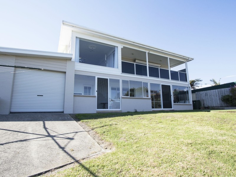 92 Gold Ring Road, Lakes Entrance VIC 3909