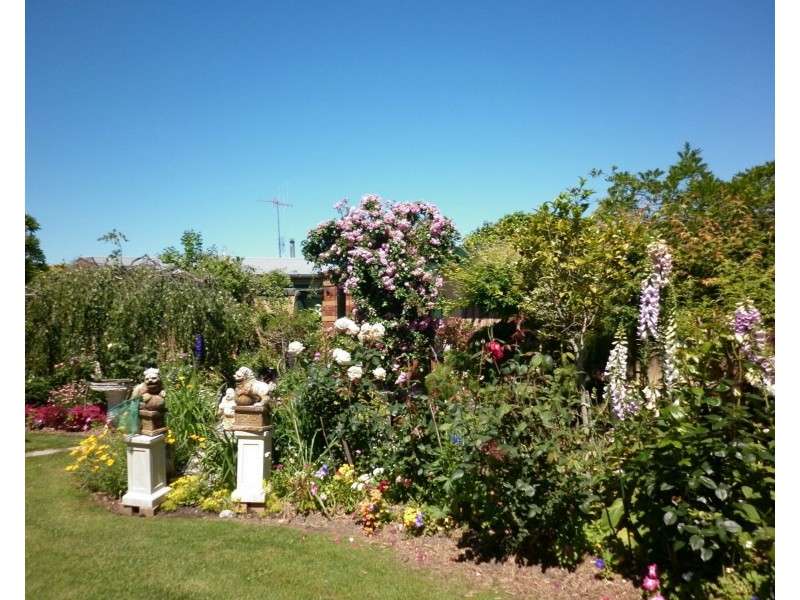 44 Gordon Street, Orbost VIC 3888