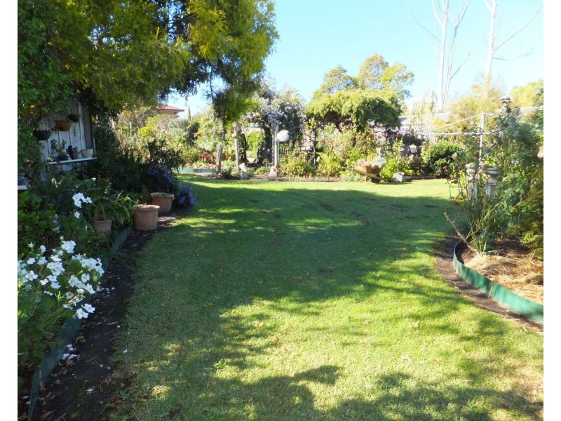 44 Gordon Street, Orbost VIC 3888