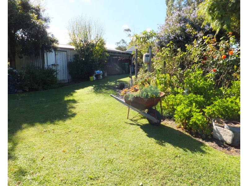 44 Gordon Street, Orbost VIC 3888