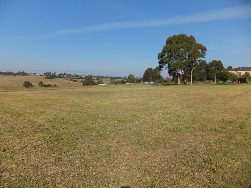 9 Brighton Place, Bairnsdale VIC 3875