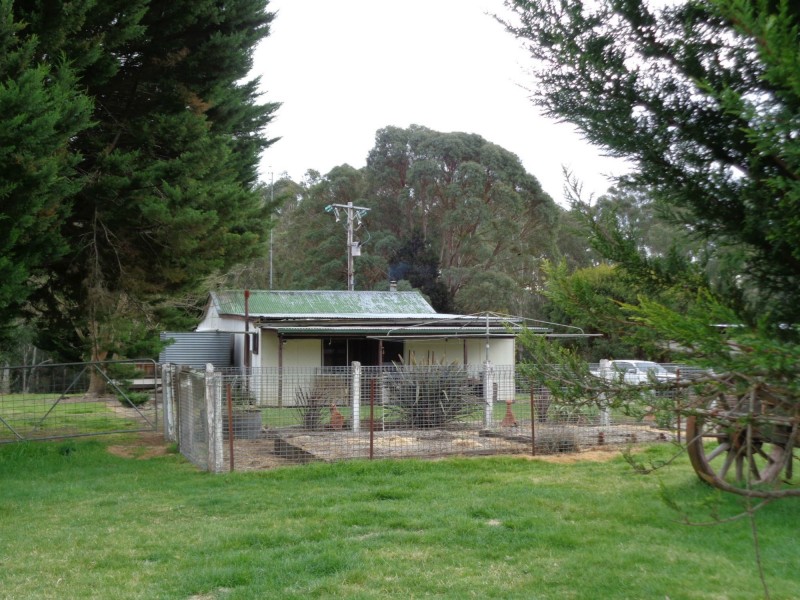 370 Bruthen Buchan Road, Nowa Nowa VIC 3887