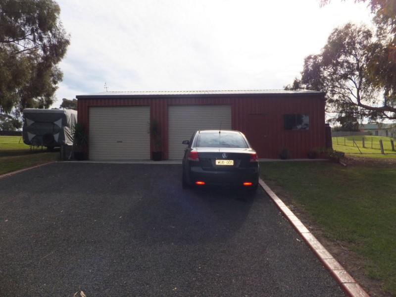 1A Suding Close, Bairnsdale VIC 3875