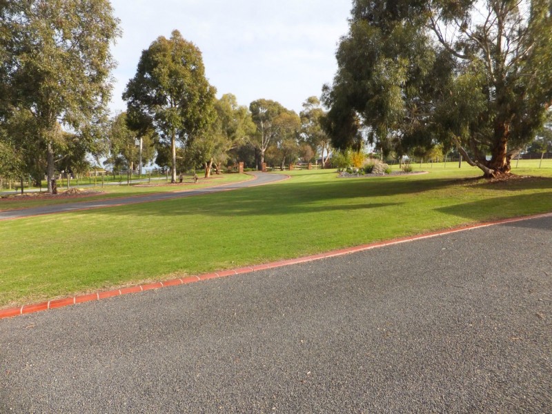 1A Suding Close, Bairnsdale VIC 3875