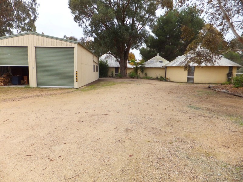 24 School Road, Swan Reach VIC 3903