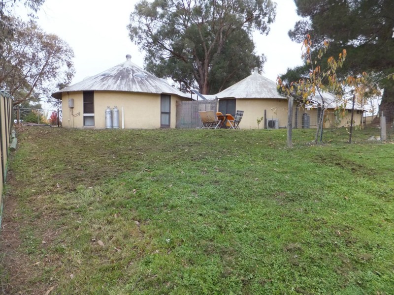 24 School Road, Swan Reach VIC 3903