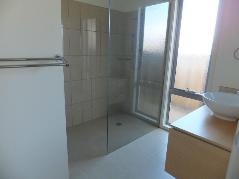 1 Eaton Place, Paynesville VIC 3880