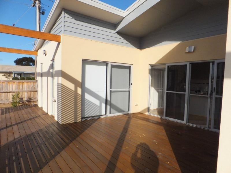 1 Eaton Place, Paynesville VIC 3880